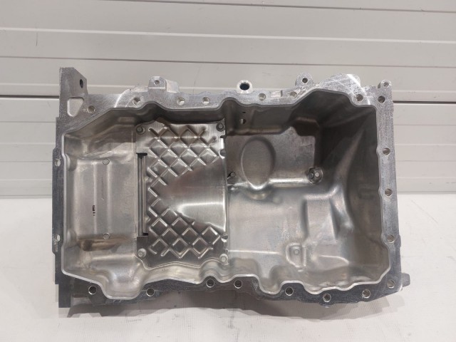 Engine Oil Pan